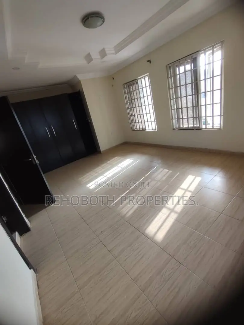 5bdrm Duplex in Ikolaba, Ibadan for rent