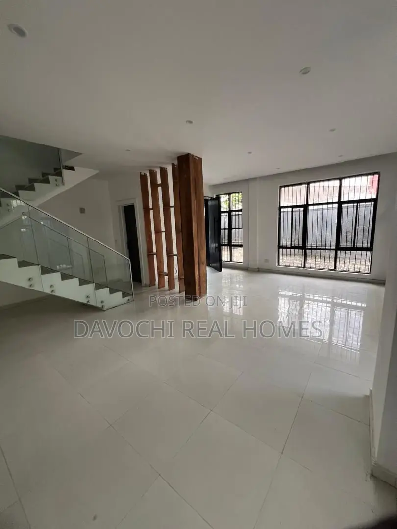 Furnished 5bdrm Apartment in Victoria Island for rent