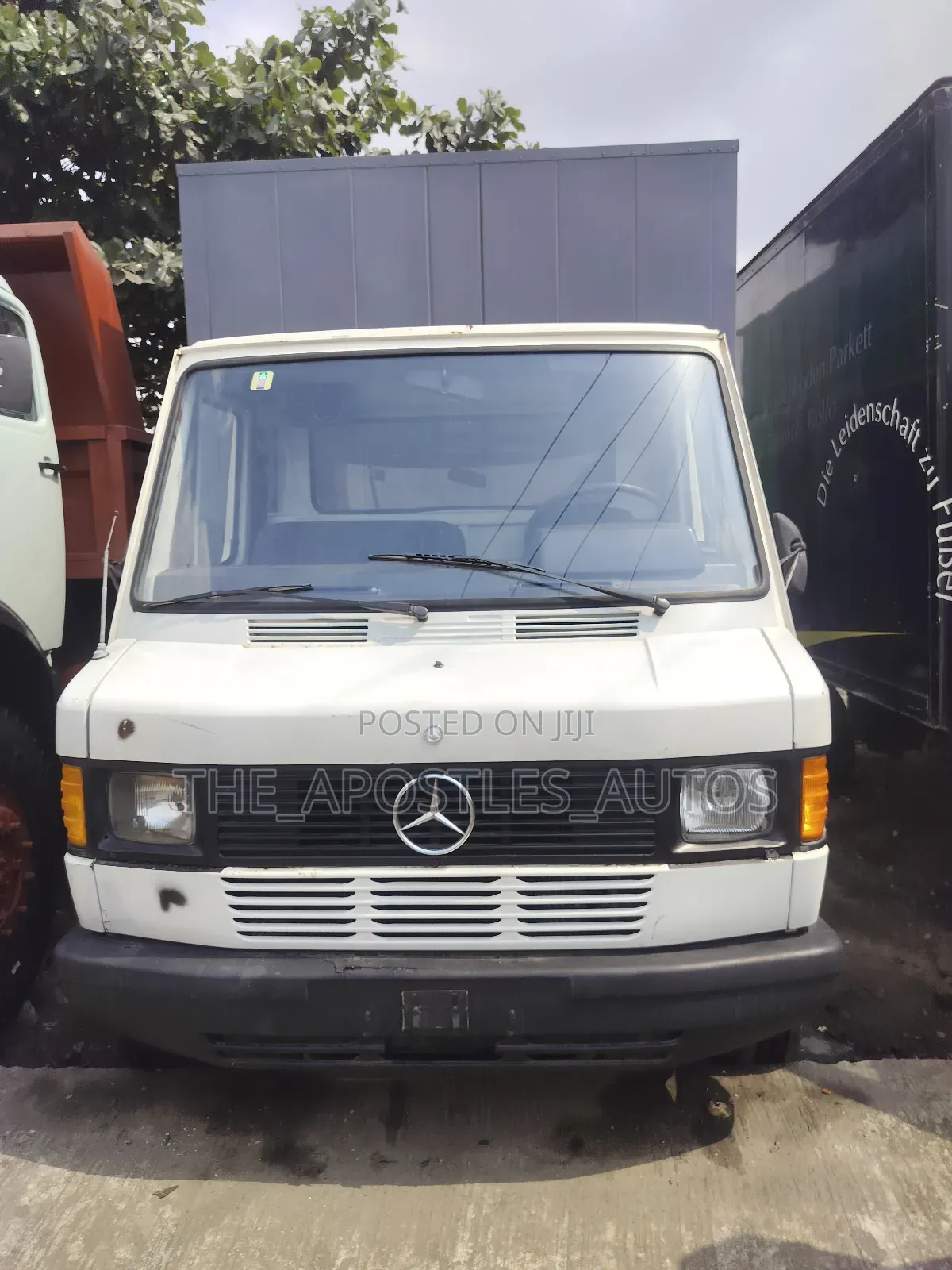 White Mercedes Benz 410 Truck