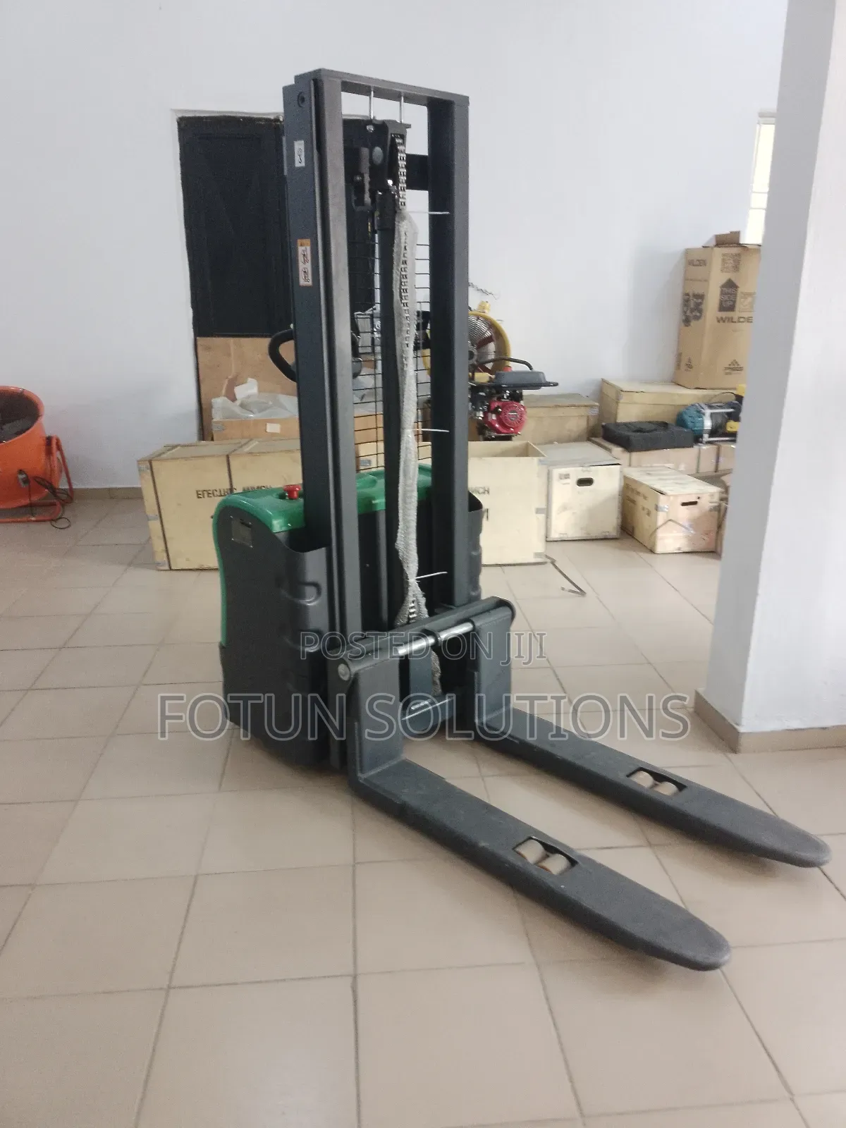 Full Electric Stacker