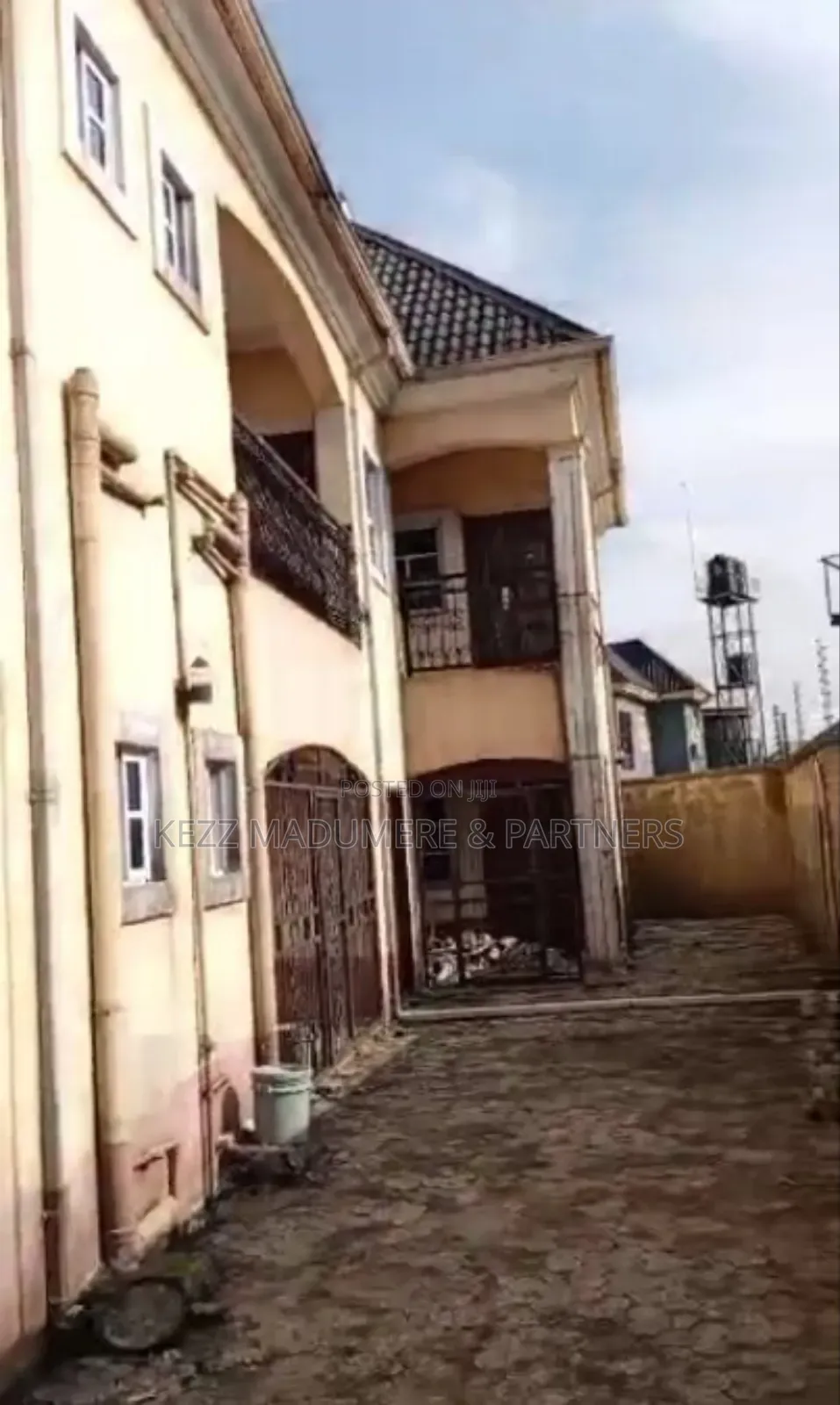 4bdrm Block of Flats in Rumuosi/ Rumuaghulu for sale