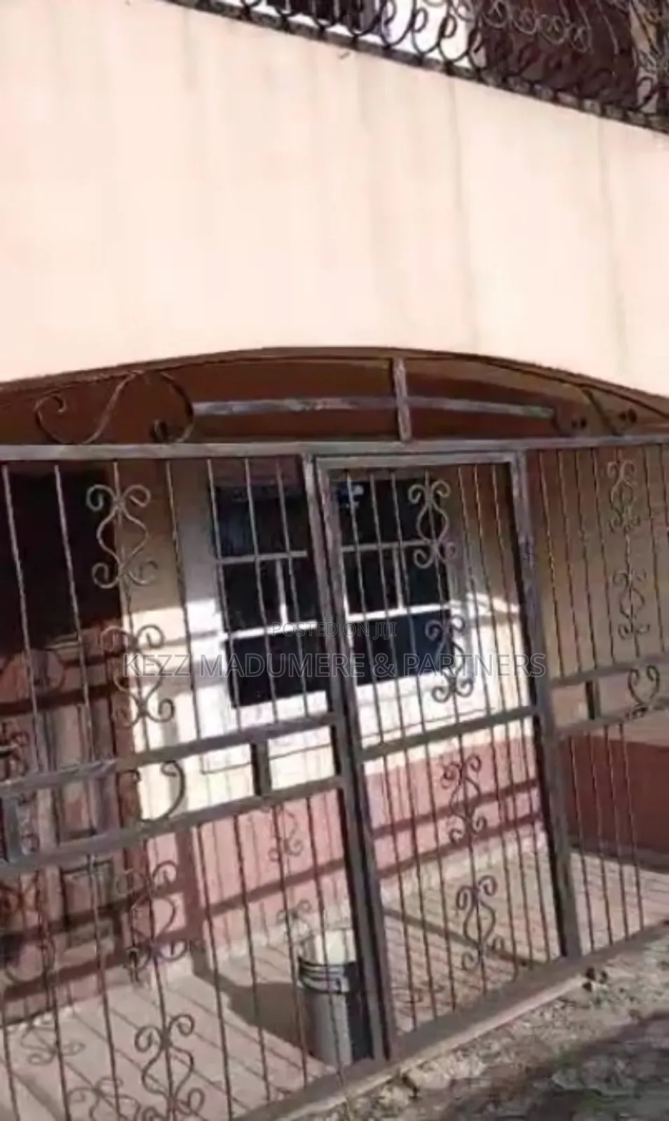 4bdrm Block of Flats in Rumuosi/ Rumuaghulu for sale
