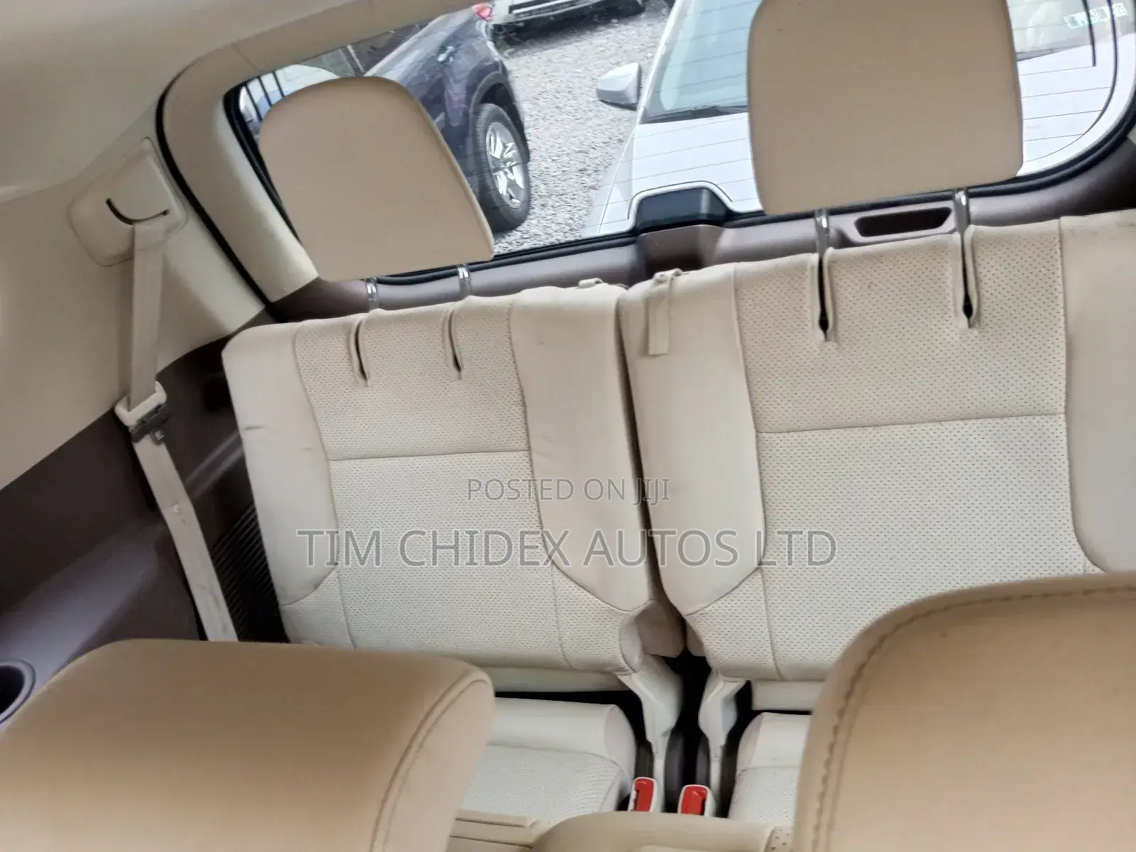 Lexus GX 460 2010 Gold