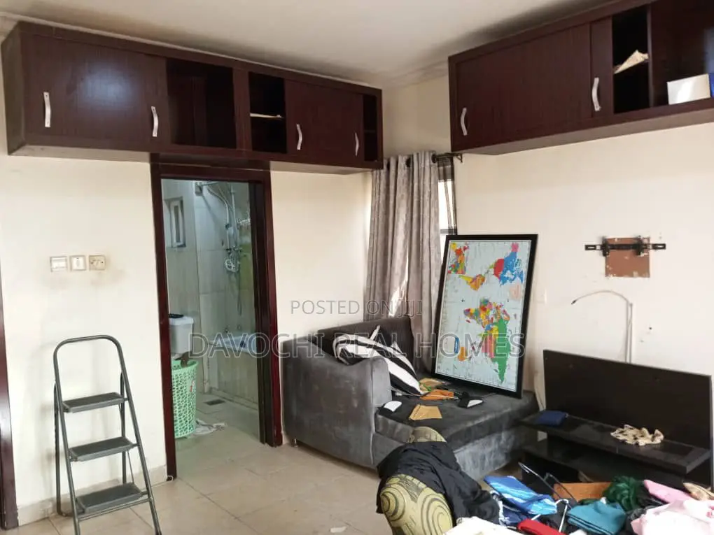 Furnished 3bdrm Apartment in Osapa London for rent