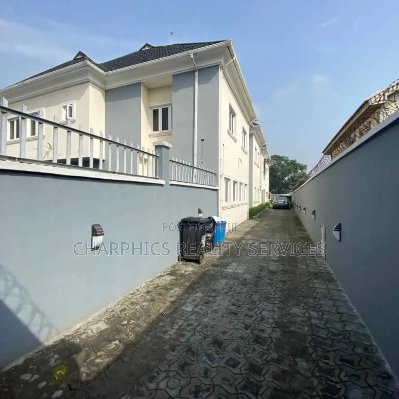 5bdrm Duplex in Ajah for sale