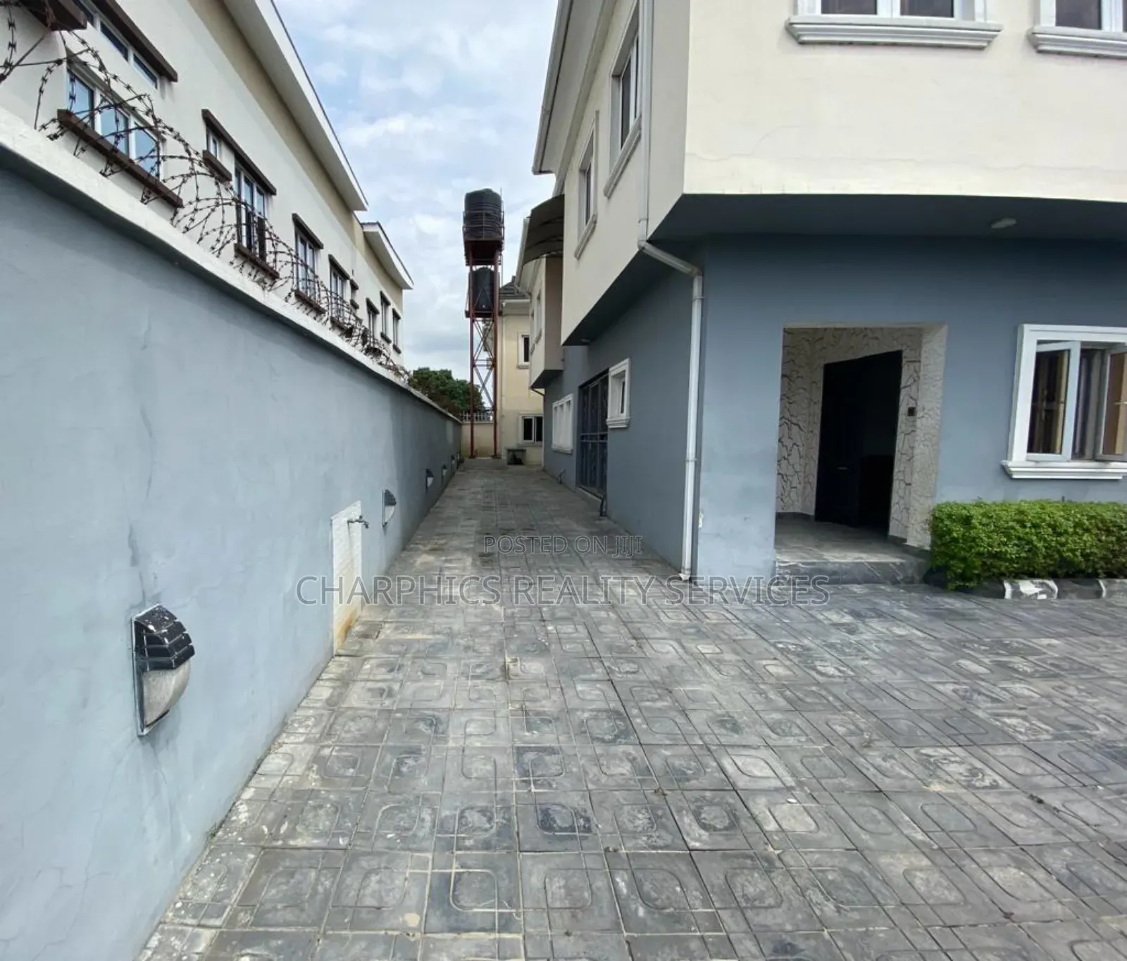 5bdrm Duplex in Ajah for sale