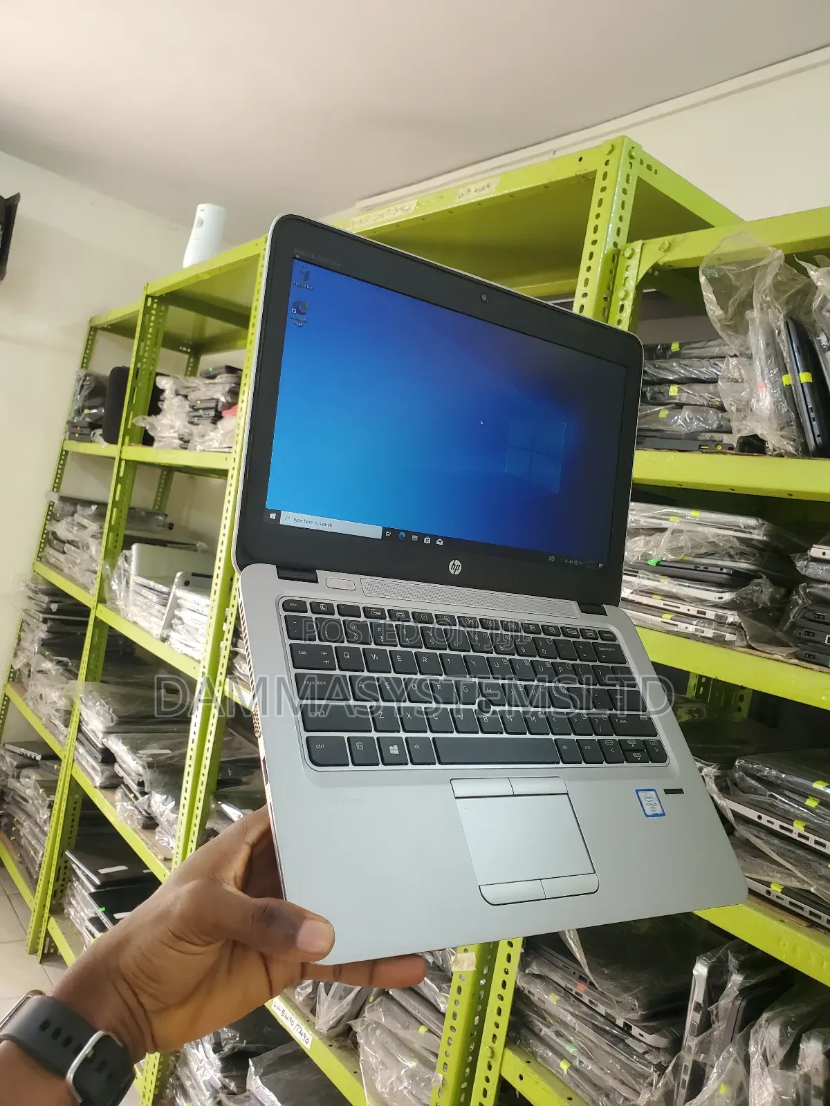 Laptop HP EliteBook 820 G3 8GB Intel Core I5 SSD 256GB