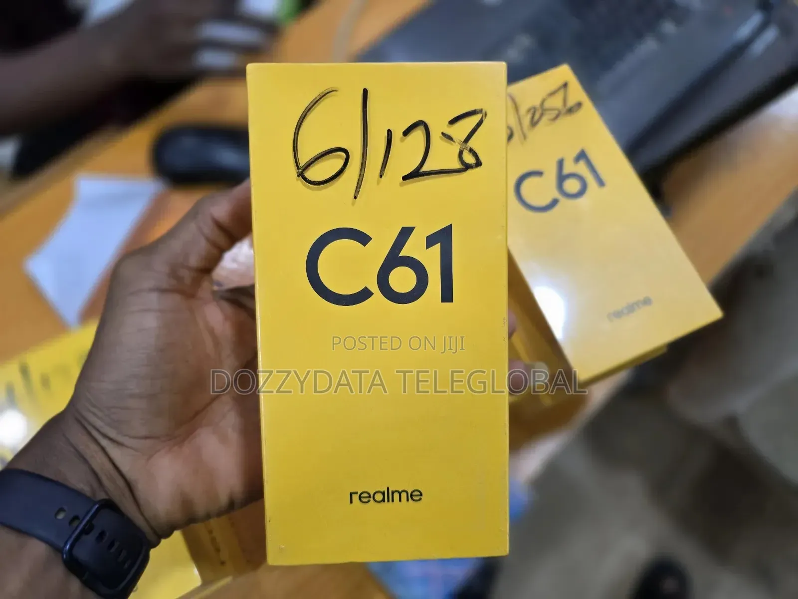 New Realme C61 128 GB Black