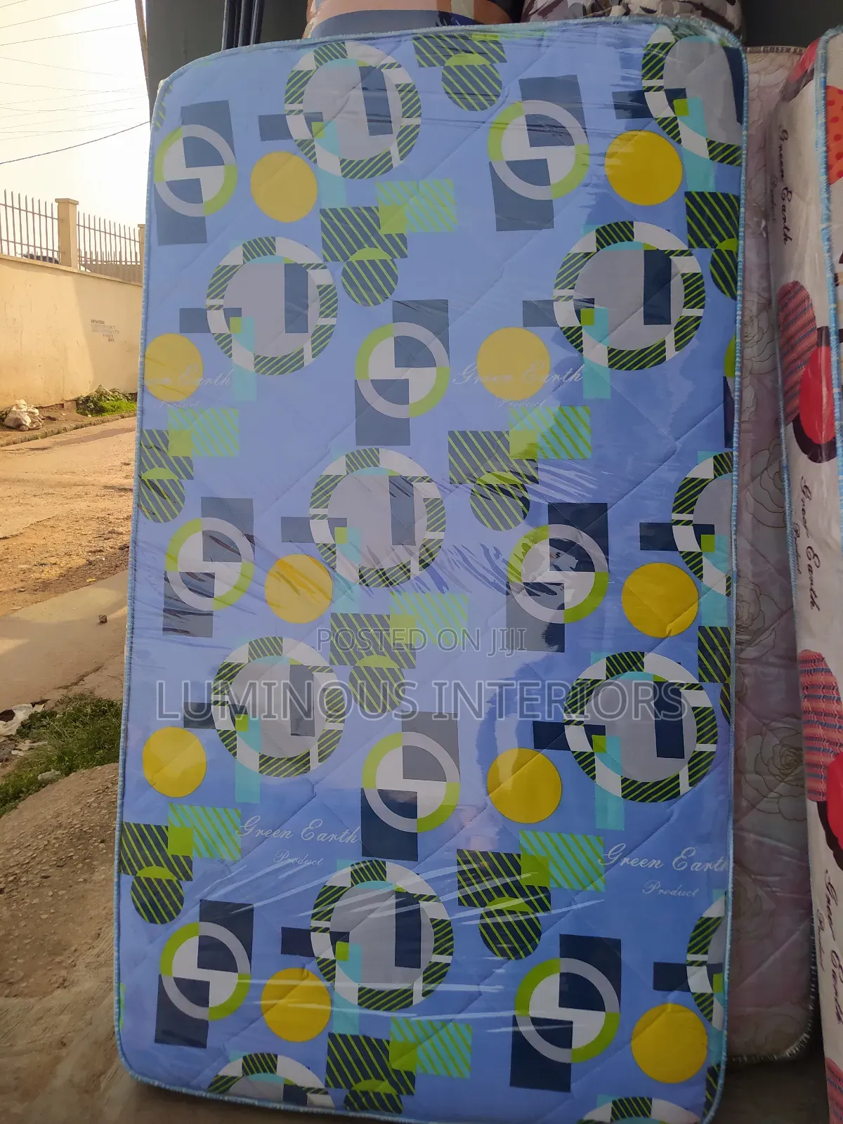 31⁄2 BY 6ft 6 INCHES MATTRESS