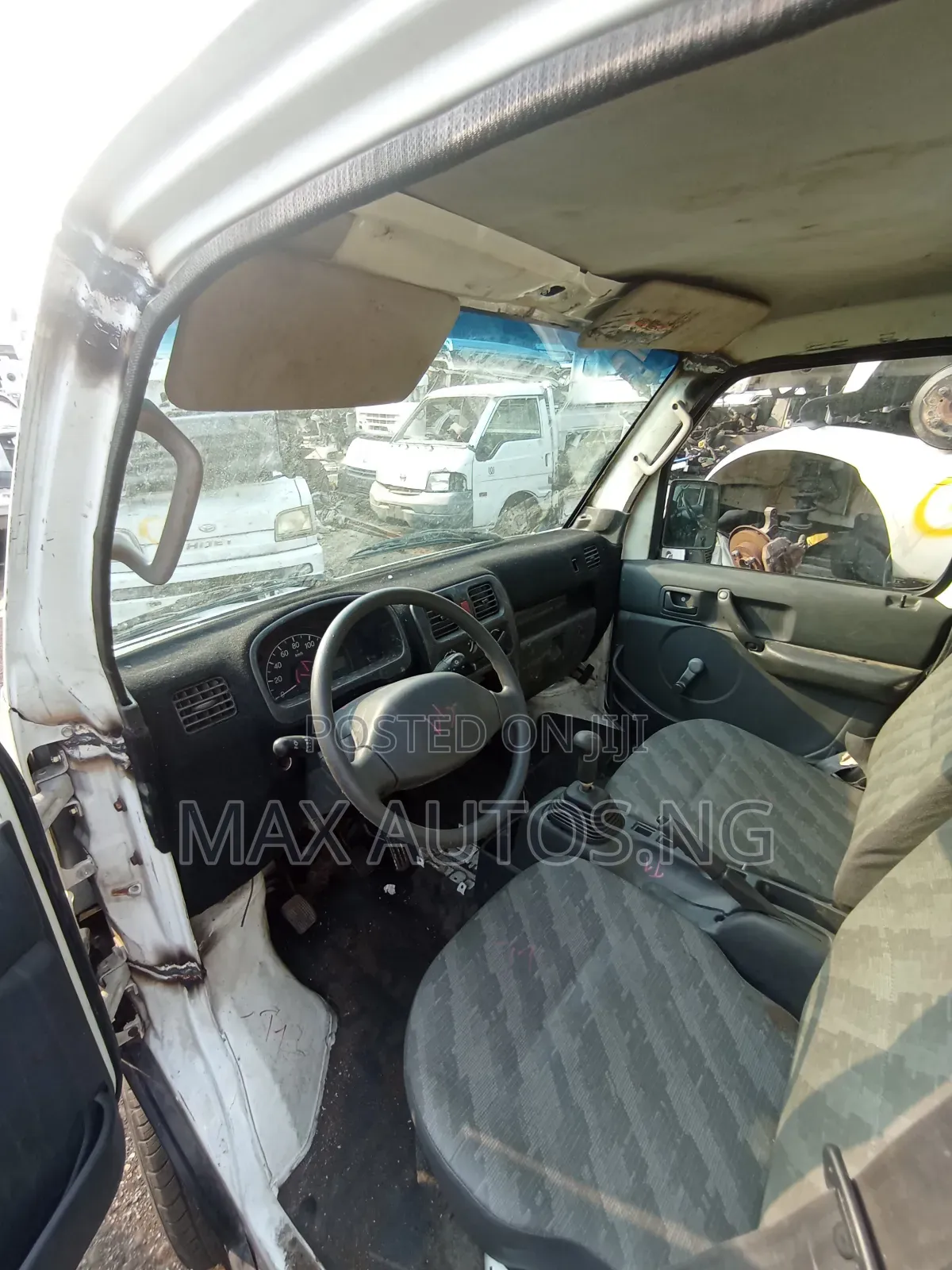 Suzuki Carry 2010