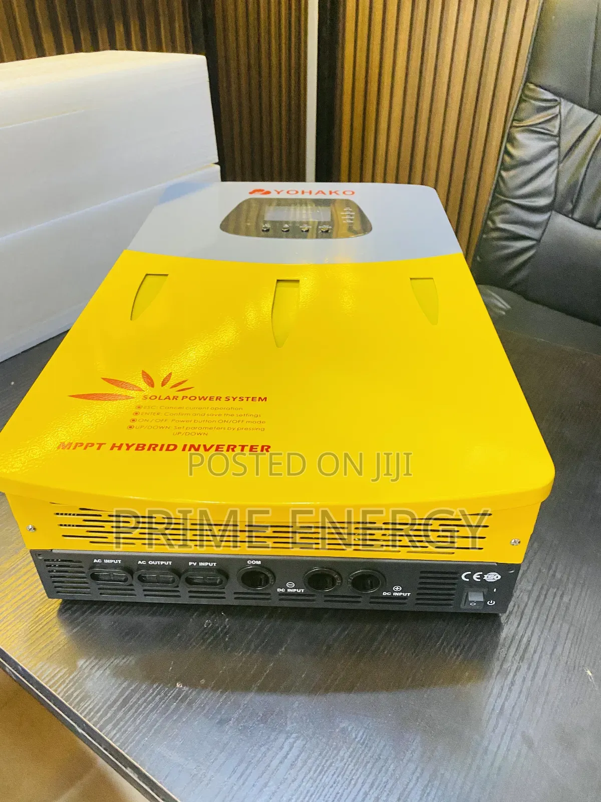 Yohako Hybrid Inverter With Built-in MPPT Charge Controller