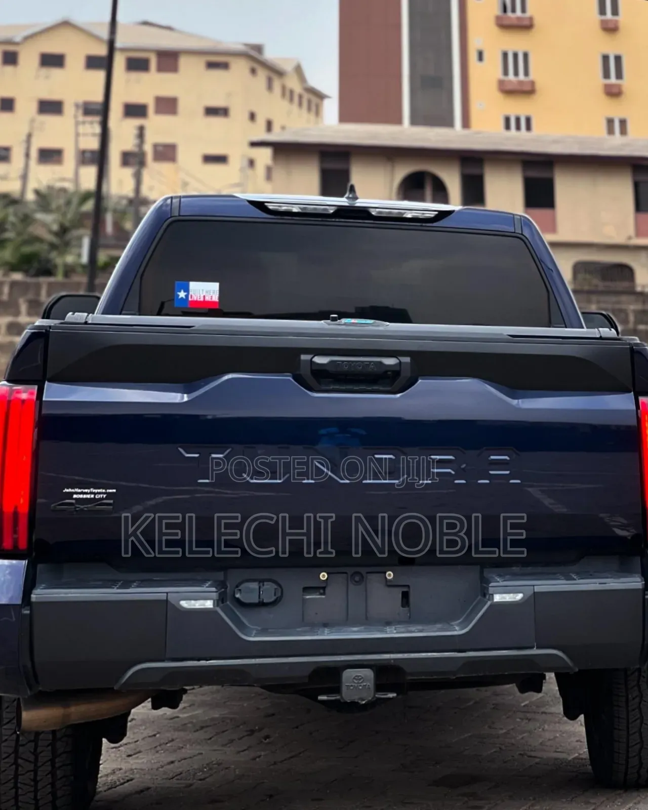 Toyota Tundra SR5 2022 Blue
