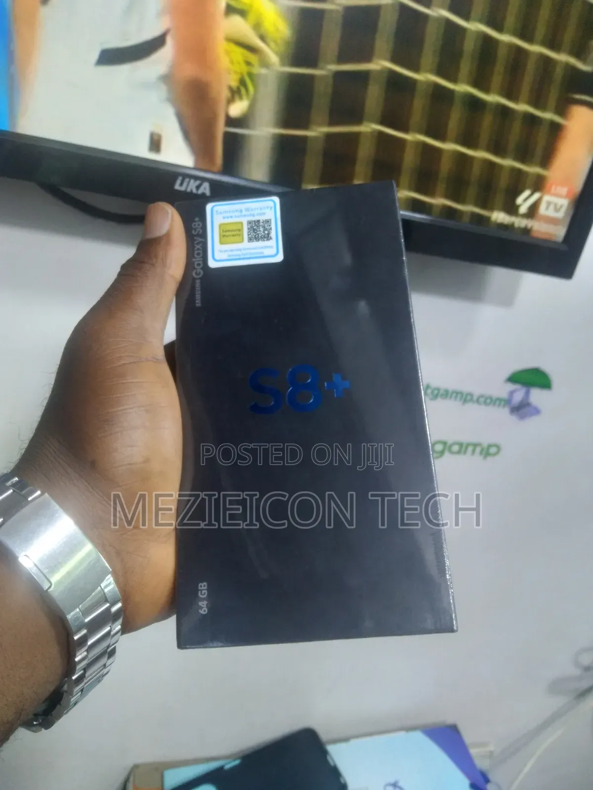 New Samsung Galaxy S8 Plus 64 GB Blue