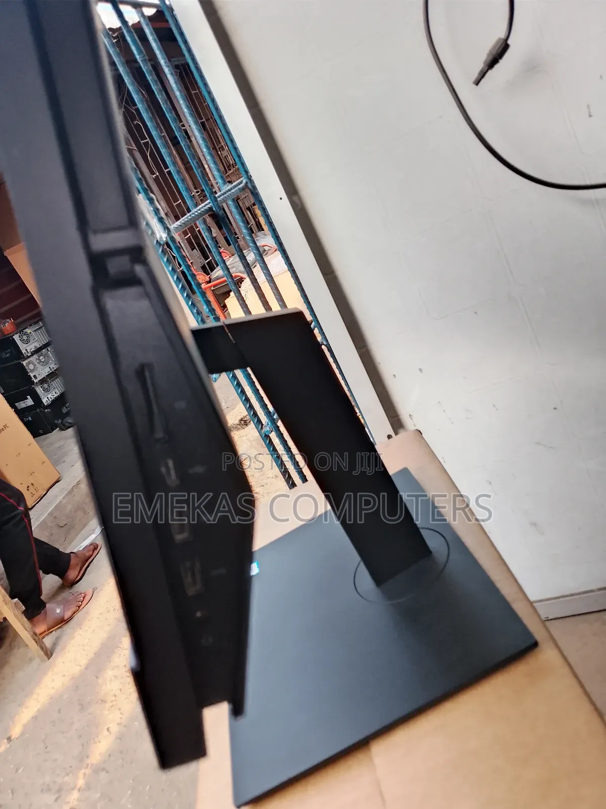 New Desktop Computer HP ProOne 600 8GB Intel Core I5 HDD 1T