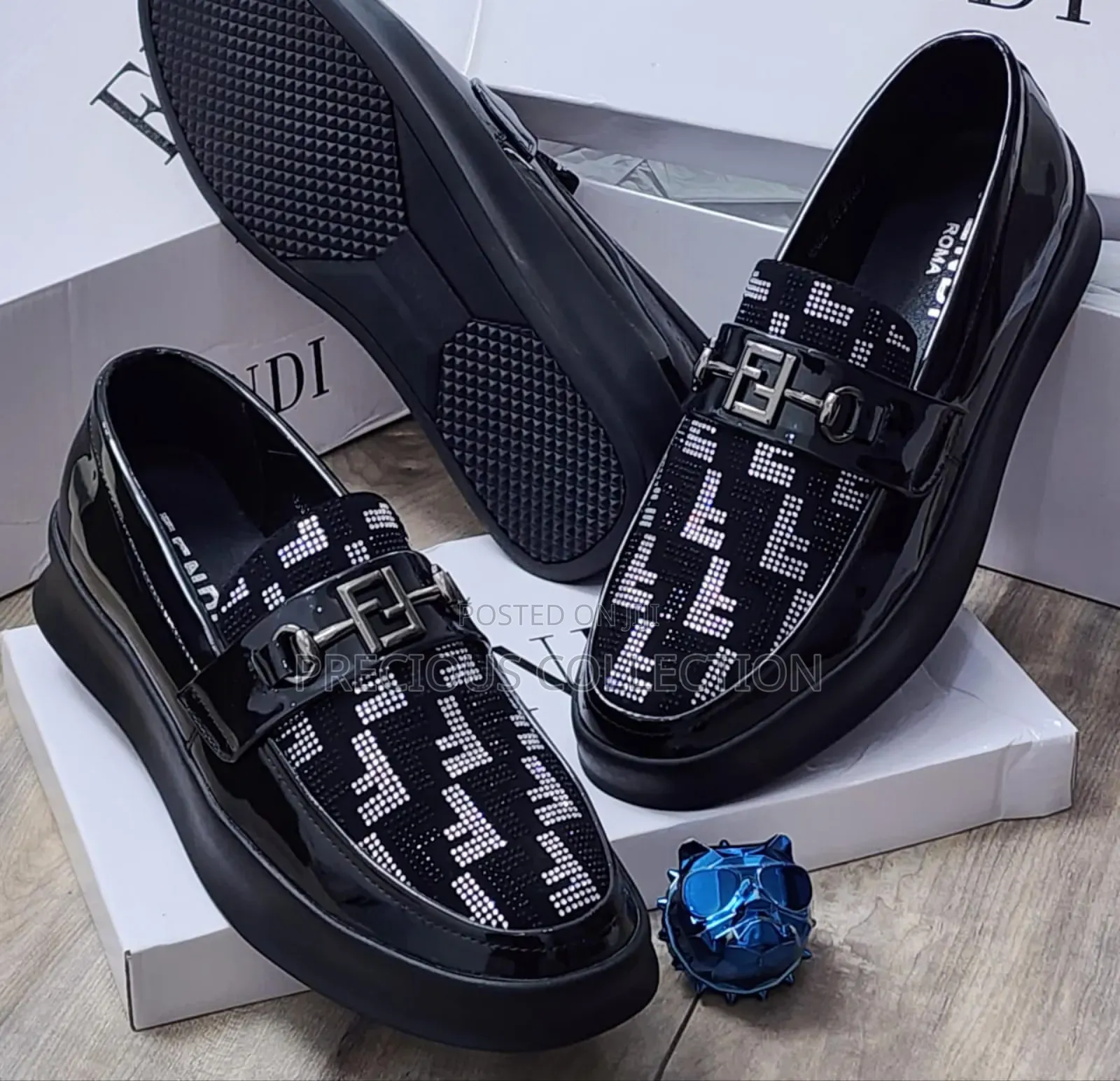 Men's Glossy Leather Top Stone Fendi Black Sole Loafers