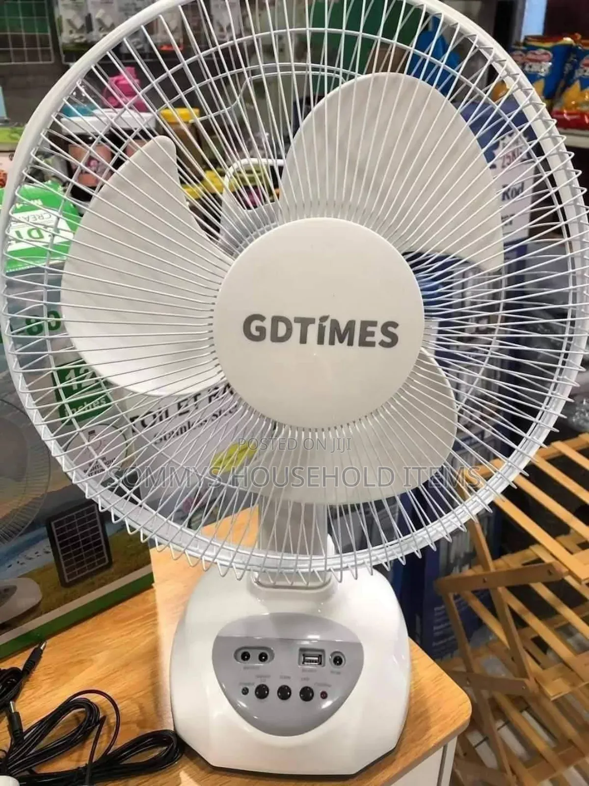 12" Solar Rechargeable Fan