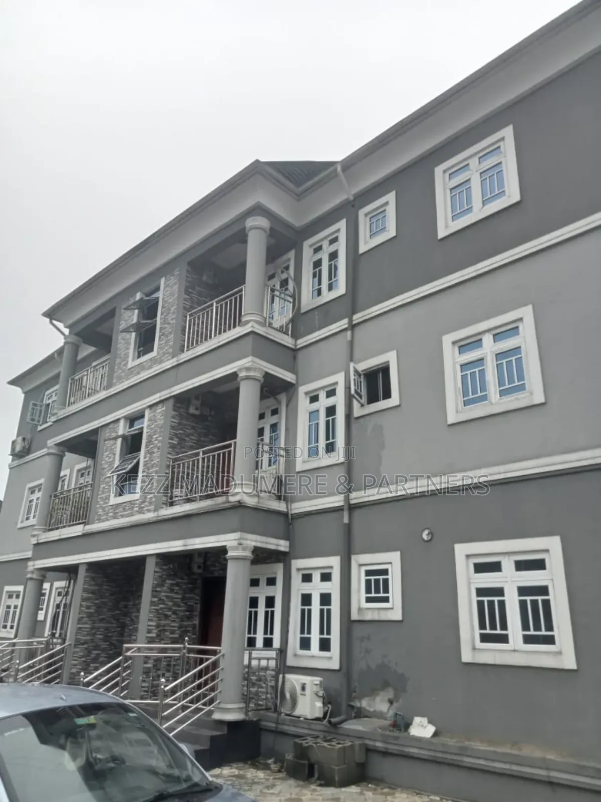 20bdrm Duplex in New Gra Phase 4 for sale