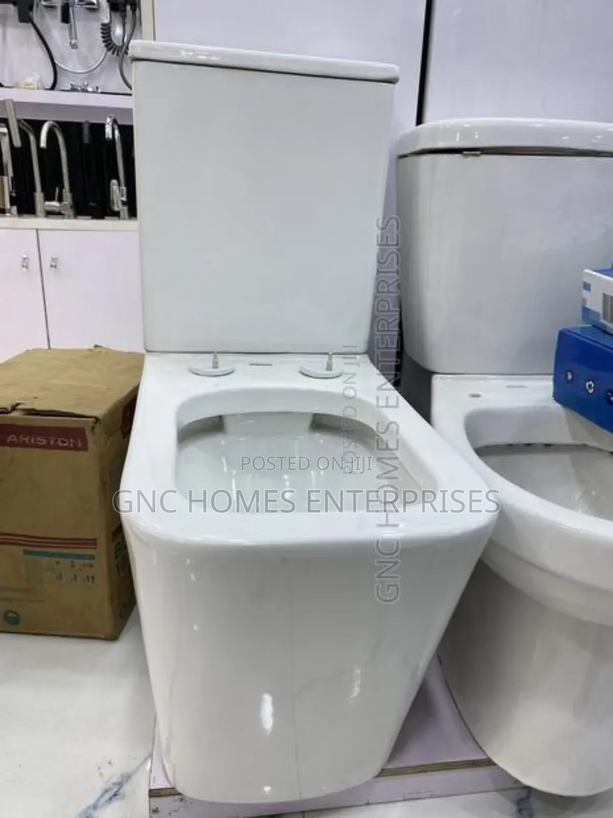 Square Executive Water Closet