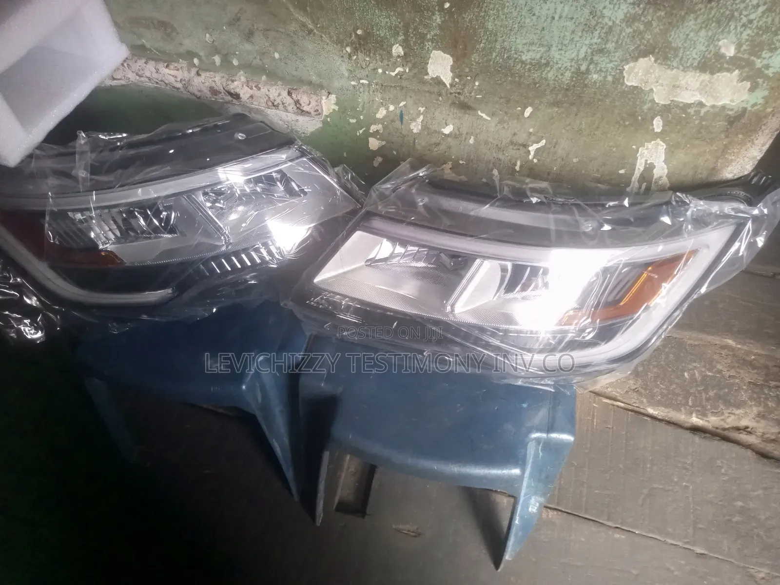 2016-2018 Ford Explorer Headlight