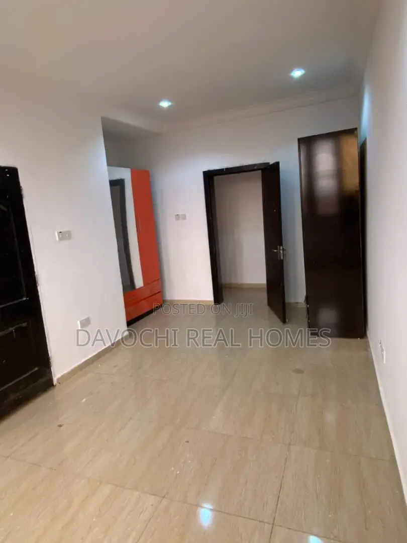 4bdrm Apartment in Osapa London for rent