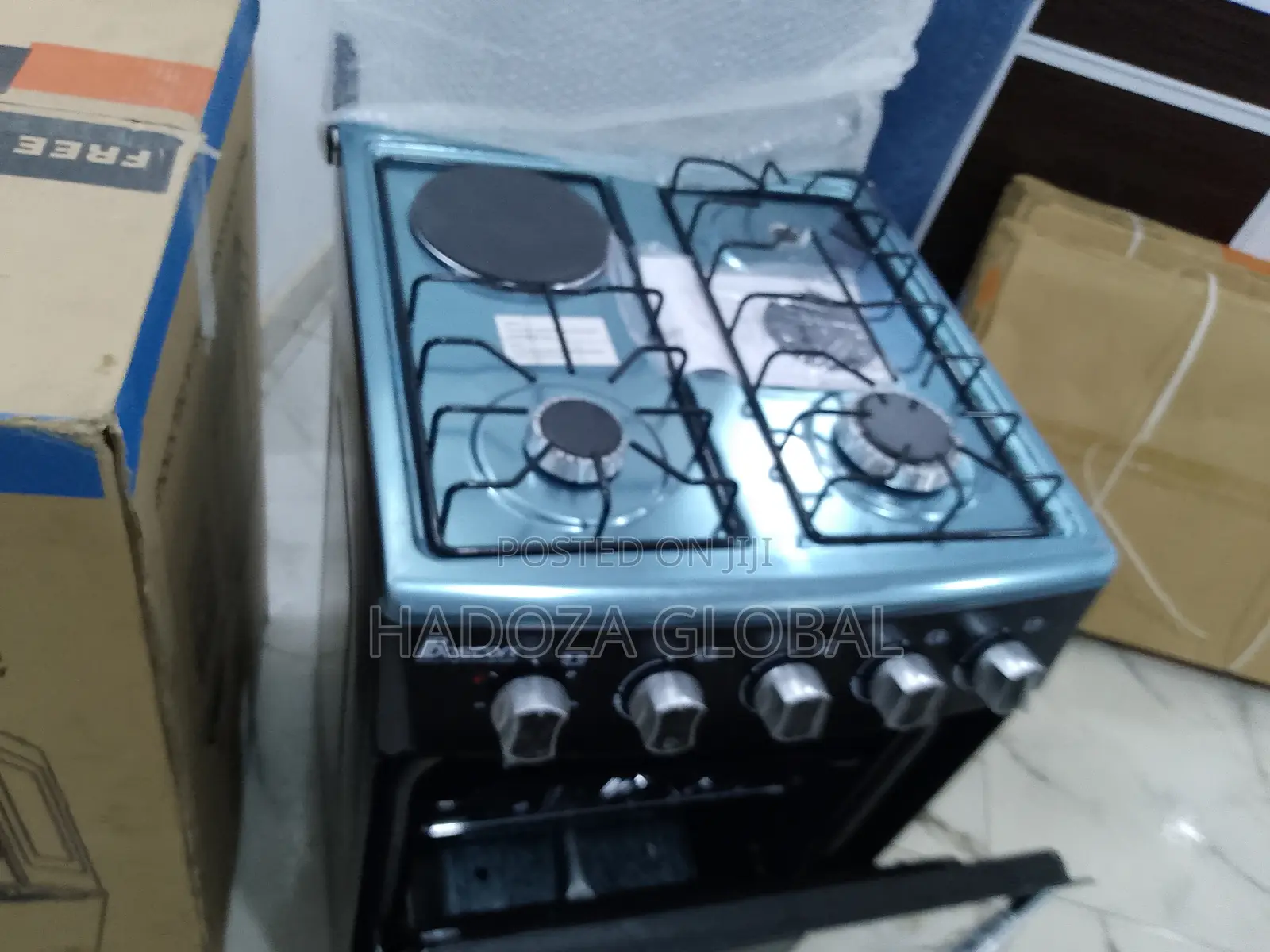 Quick and Safe Boston Cooker With 4 Burners