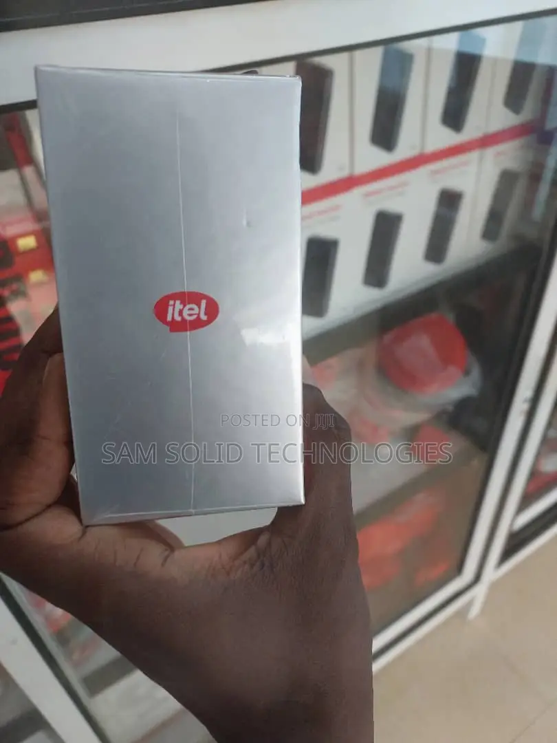 Itel Smart Watch Edge R1 Pro