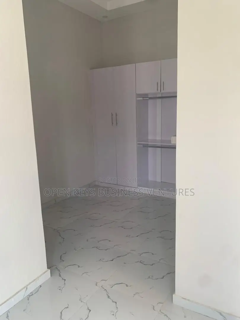 Furnished 5bdrm Duplex in Vintage Park Estate, Ikate-Elegushi for sale