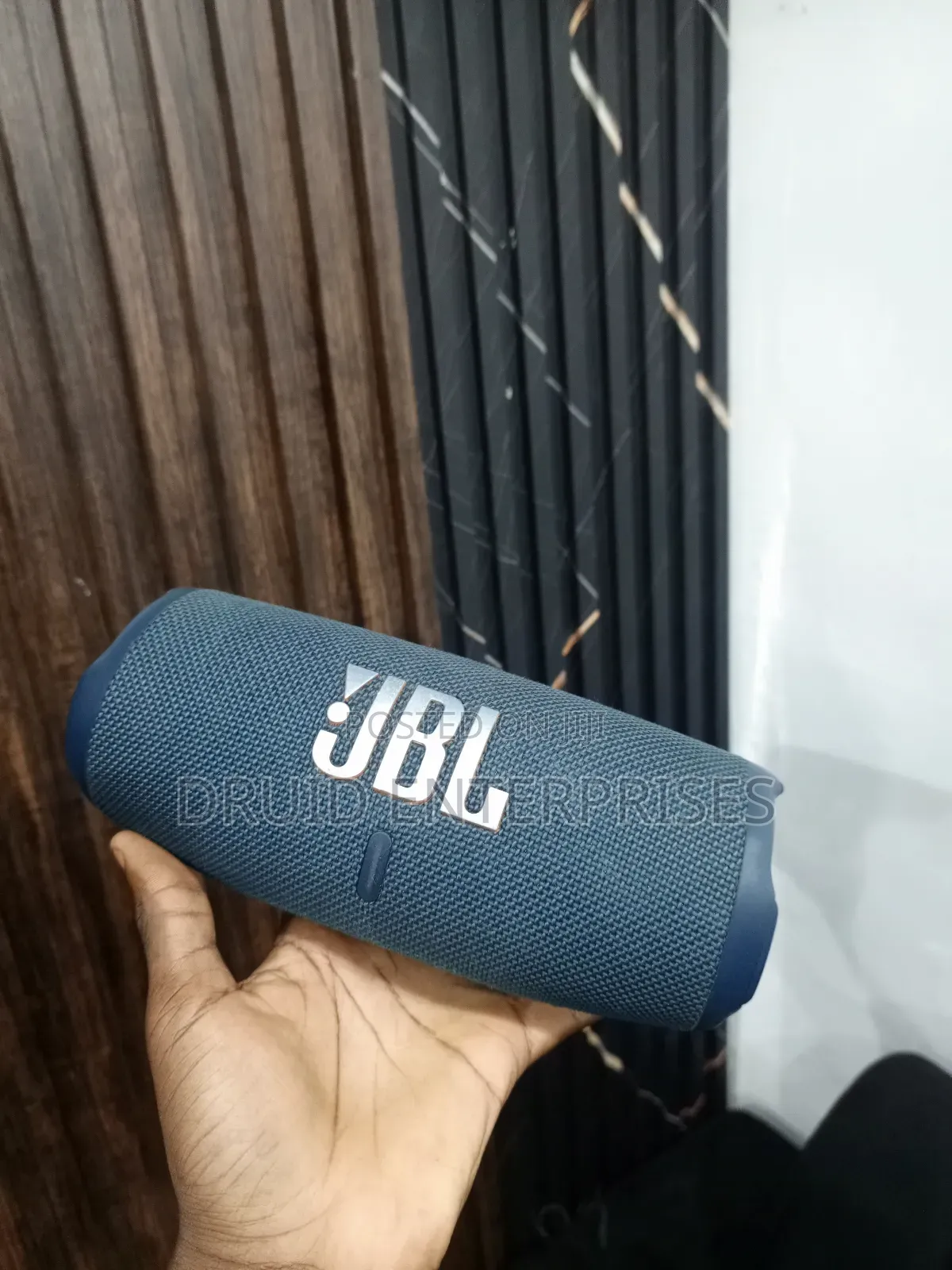 JBL Charge 5