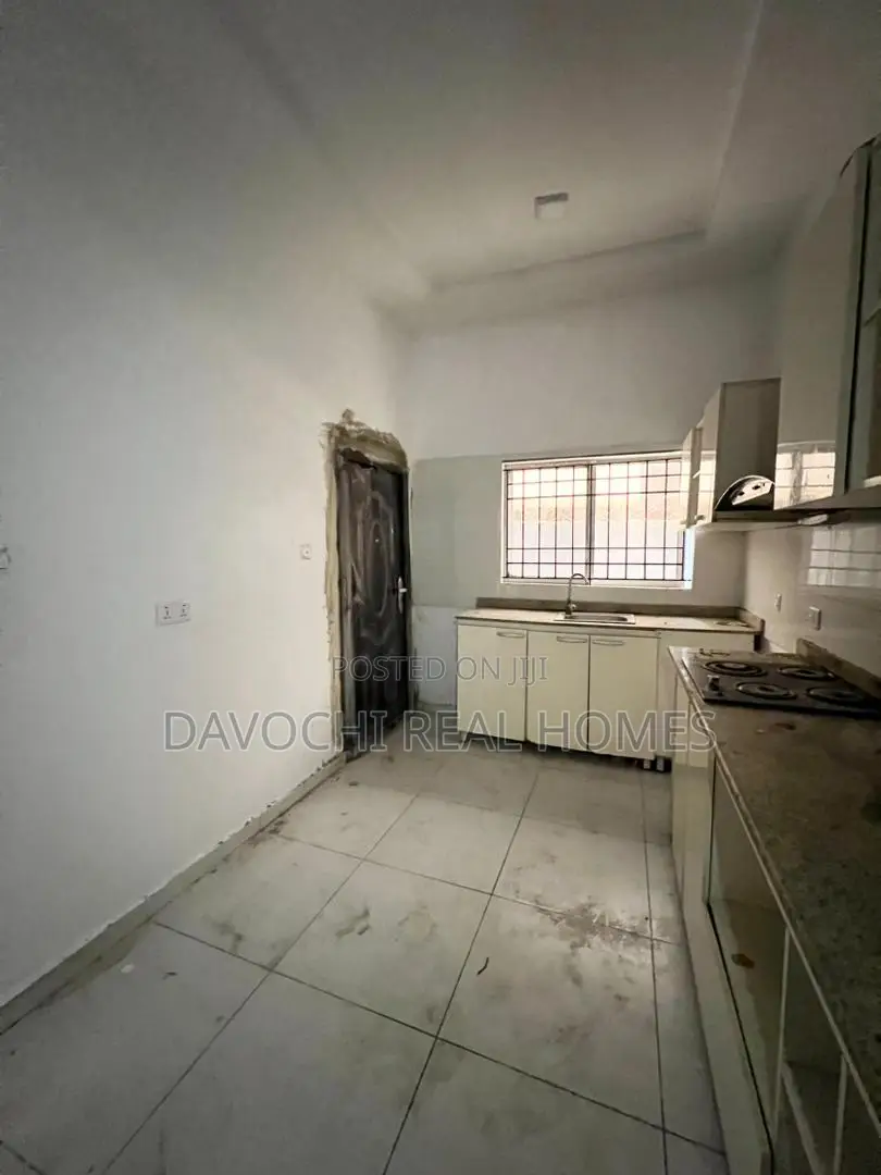 3bdrm Apartment in Ilasan, Lekki for rent