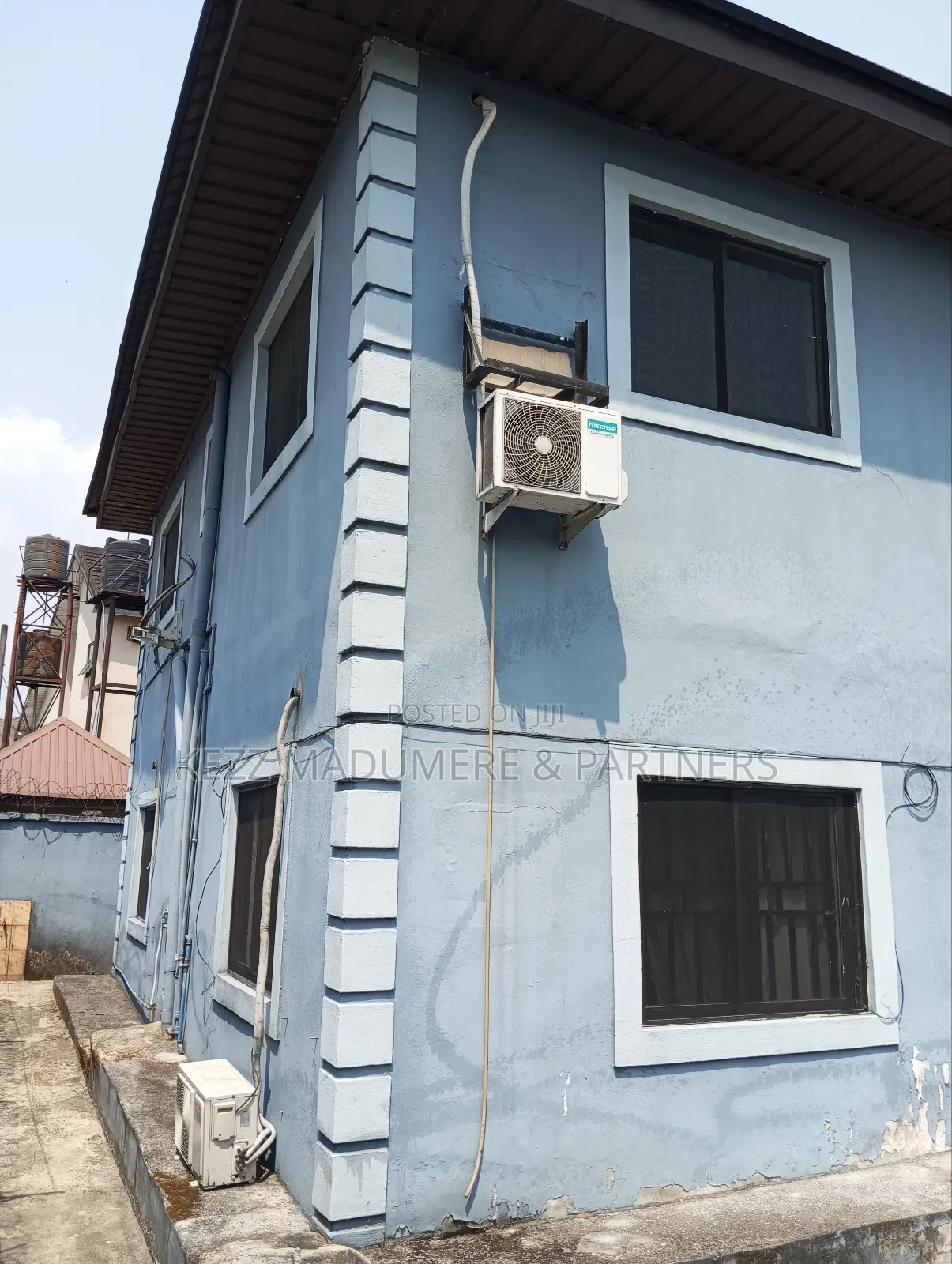 4bdrm Block of Flats in Off Mummy B Road,, Port-Harcourt for sale