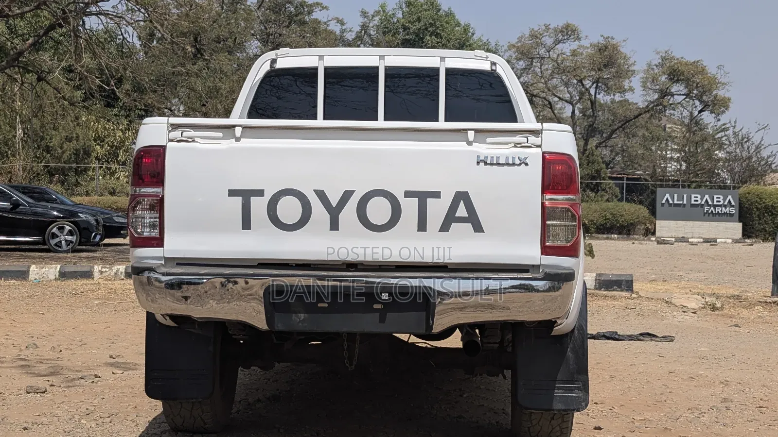 Toyota Hilux 2014 White