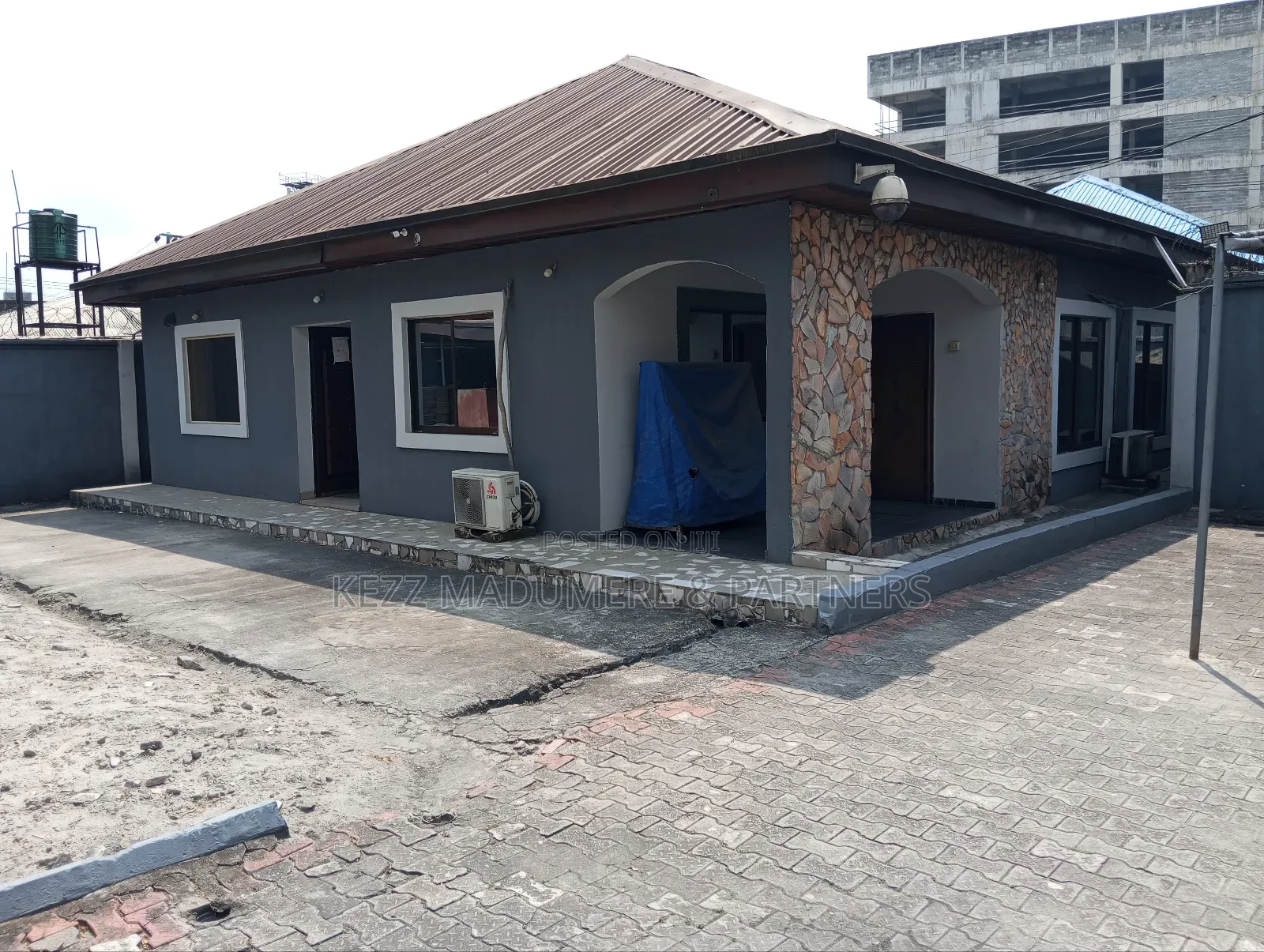 6bdrm Block of Flats in Off Mary Odili St,, Port-Harcourt for sale