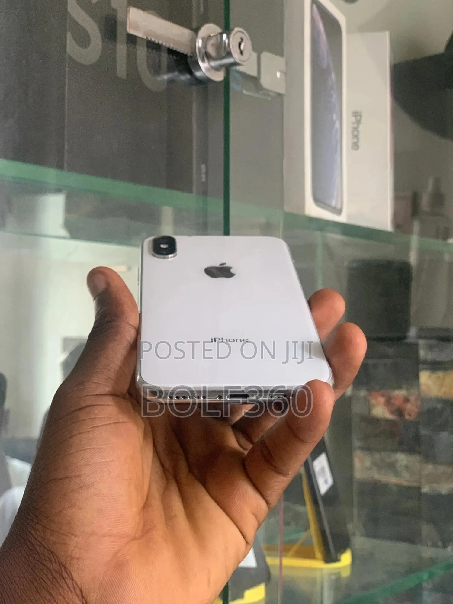 Apple iPhone X 64 GB White