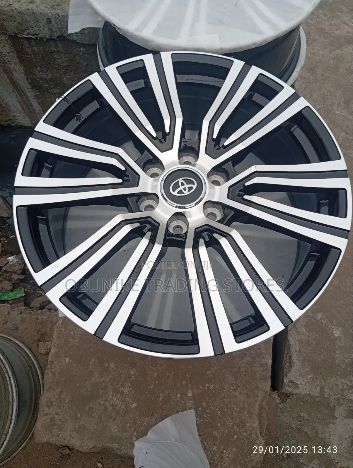 22' Rim for Lexus 600