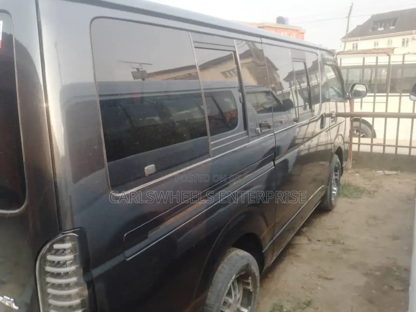 Toyota HiAce 2015 Black