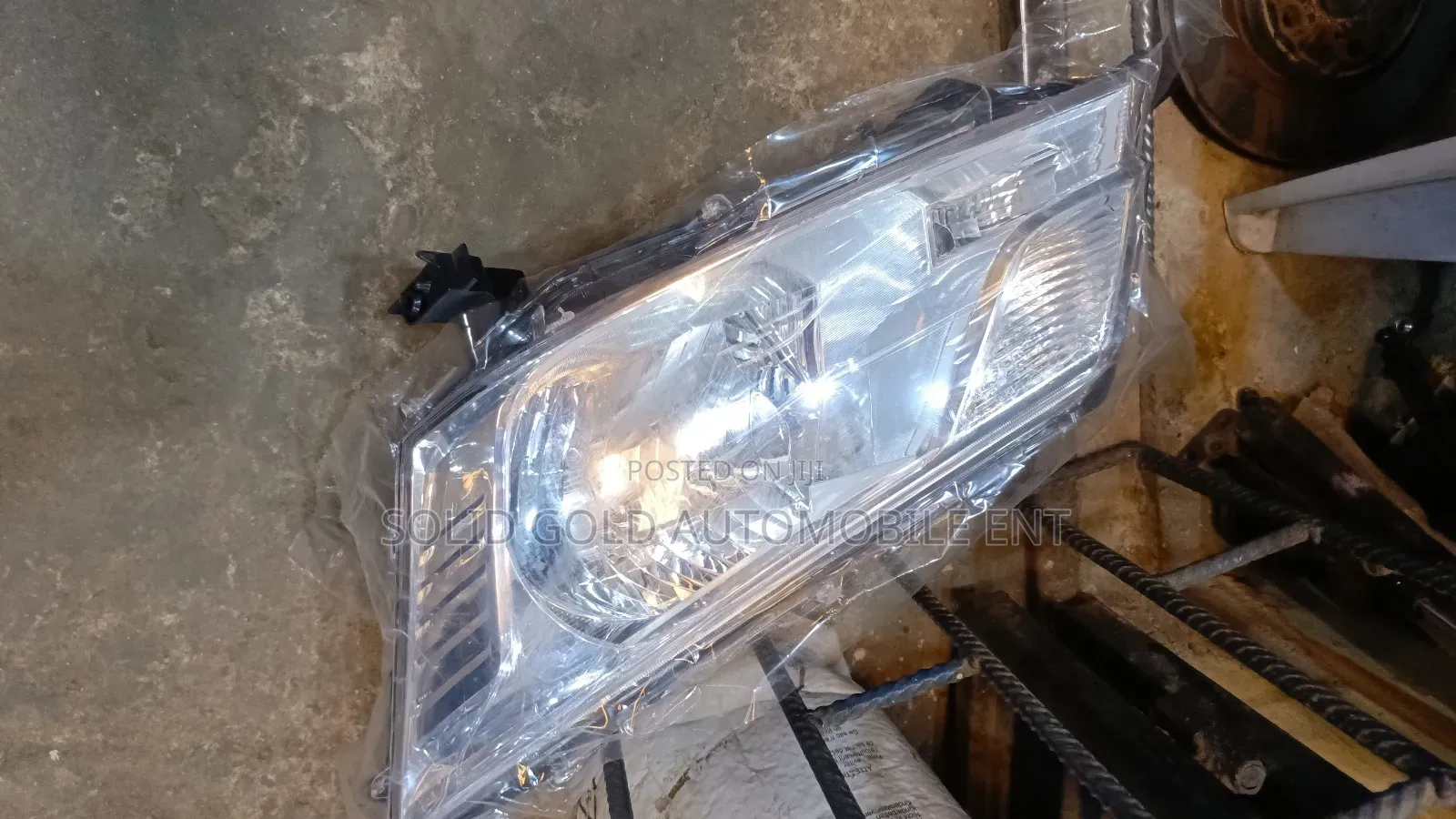 Headlamp Hiace 2020