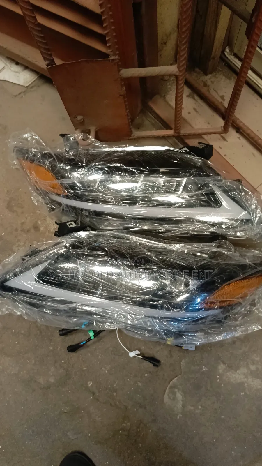 Headlamp Camry 2010 (3 Torch)