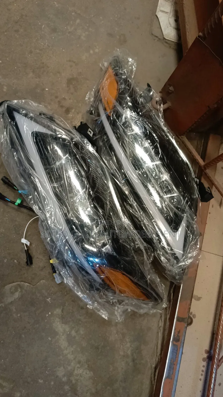 Headlamp Camry 2010 (3 Torch)
