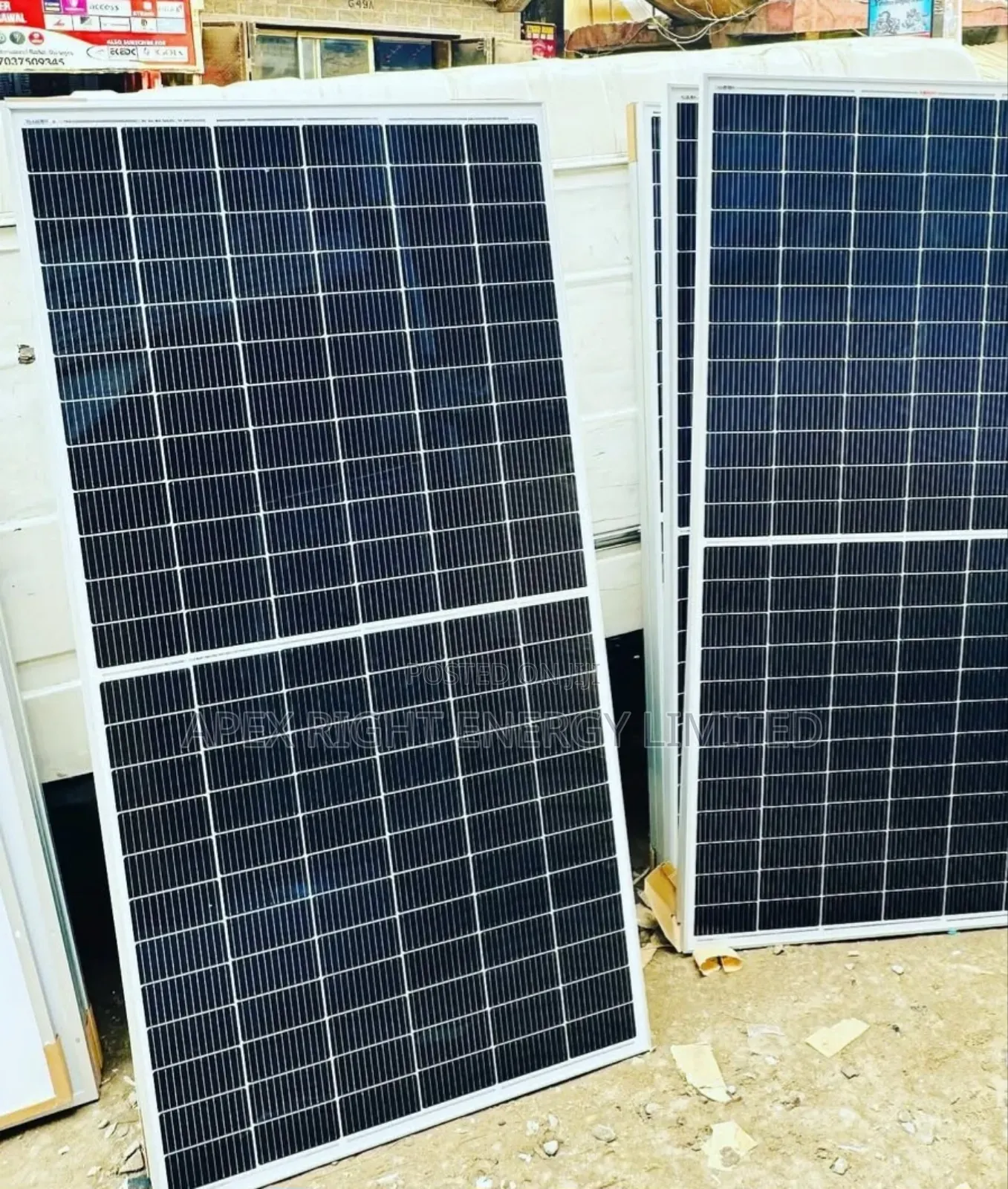 650watts Mono-crystalline 144cells Available