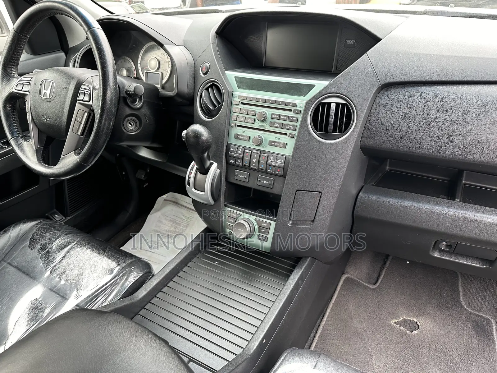 Honda Pilot 2011 White