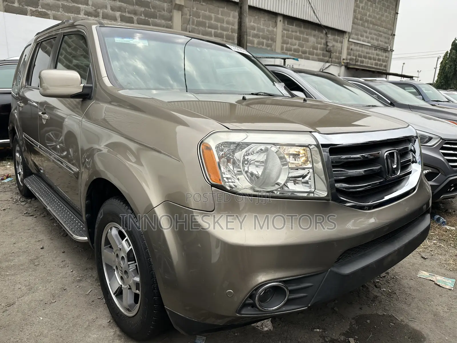 Honda Pilot 2011 Gold