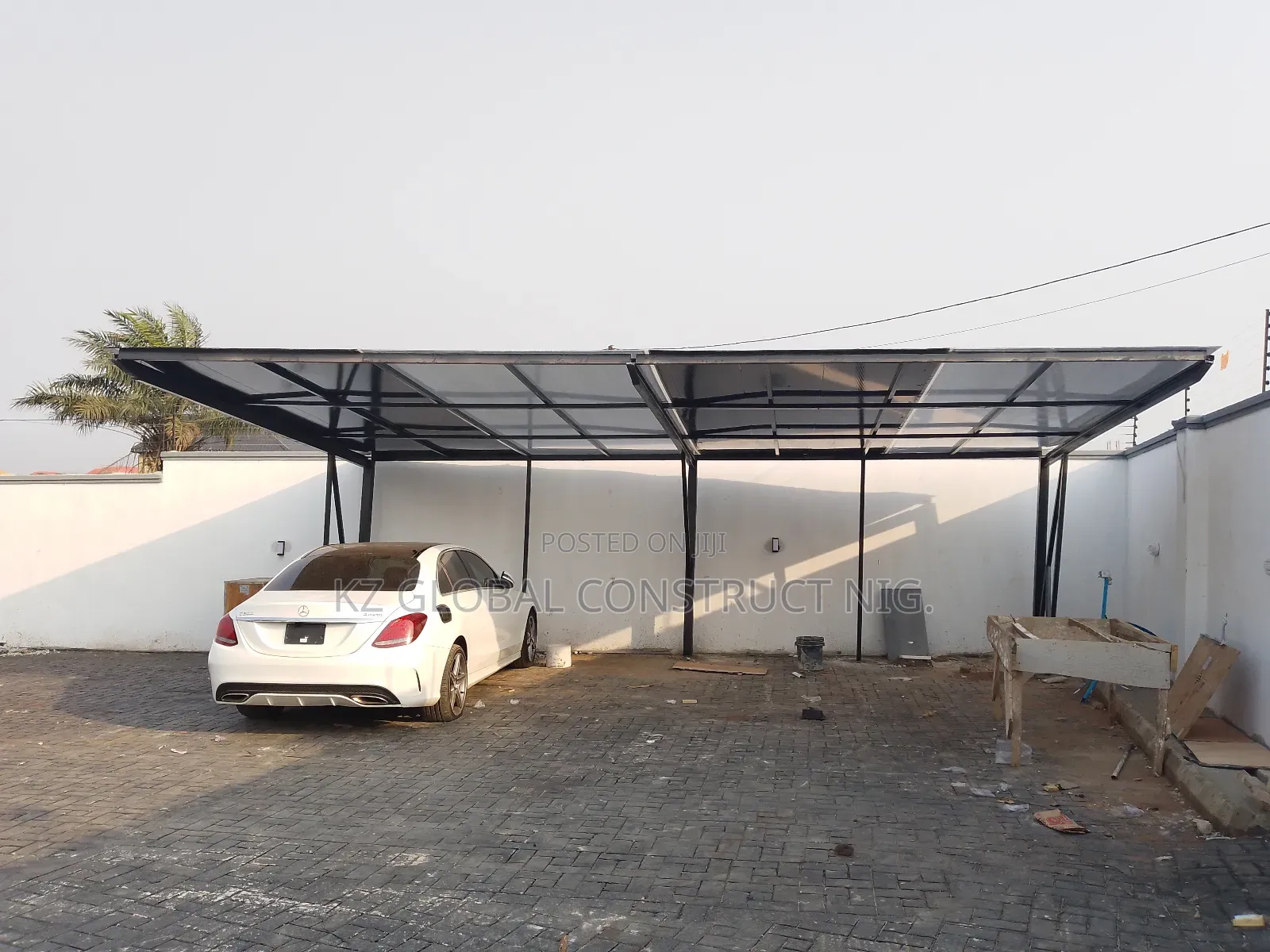 Carport With Polycarbonate Coverings