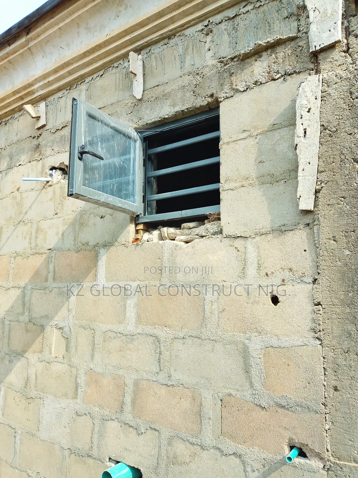 Toilet Casement Window With Burglary and Net Series 1111