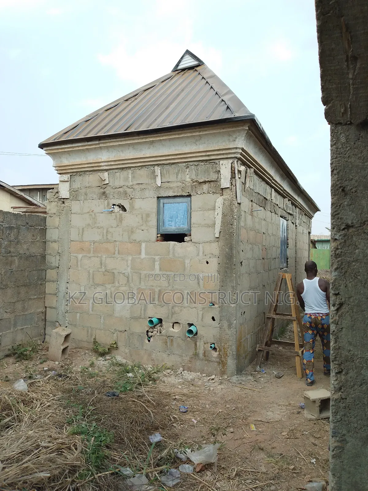 Toilet Casement Window With Burglary and Net Series 1111