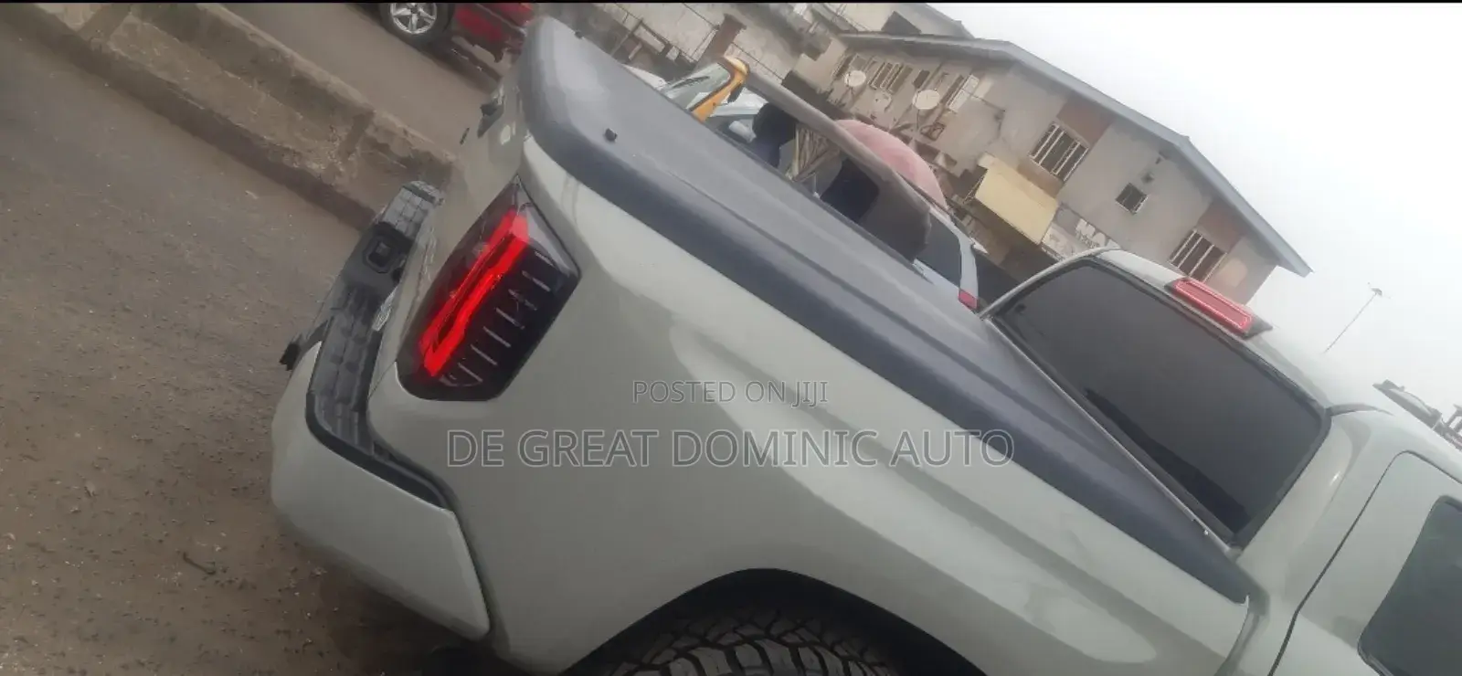 Shock Bot Cover for Toyota Tundra 2021