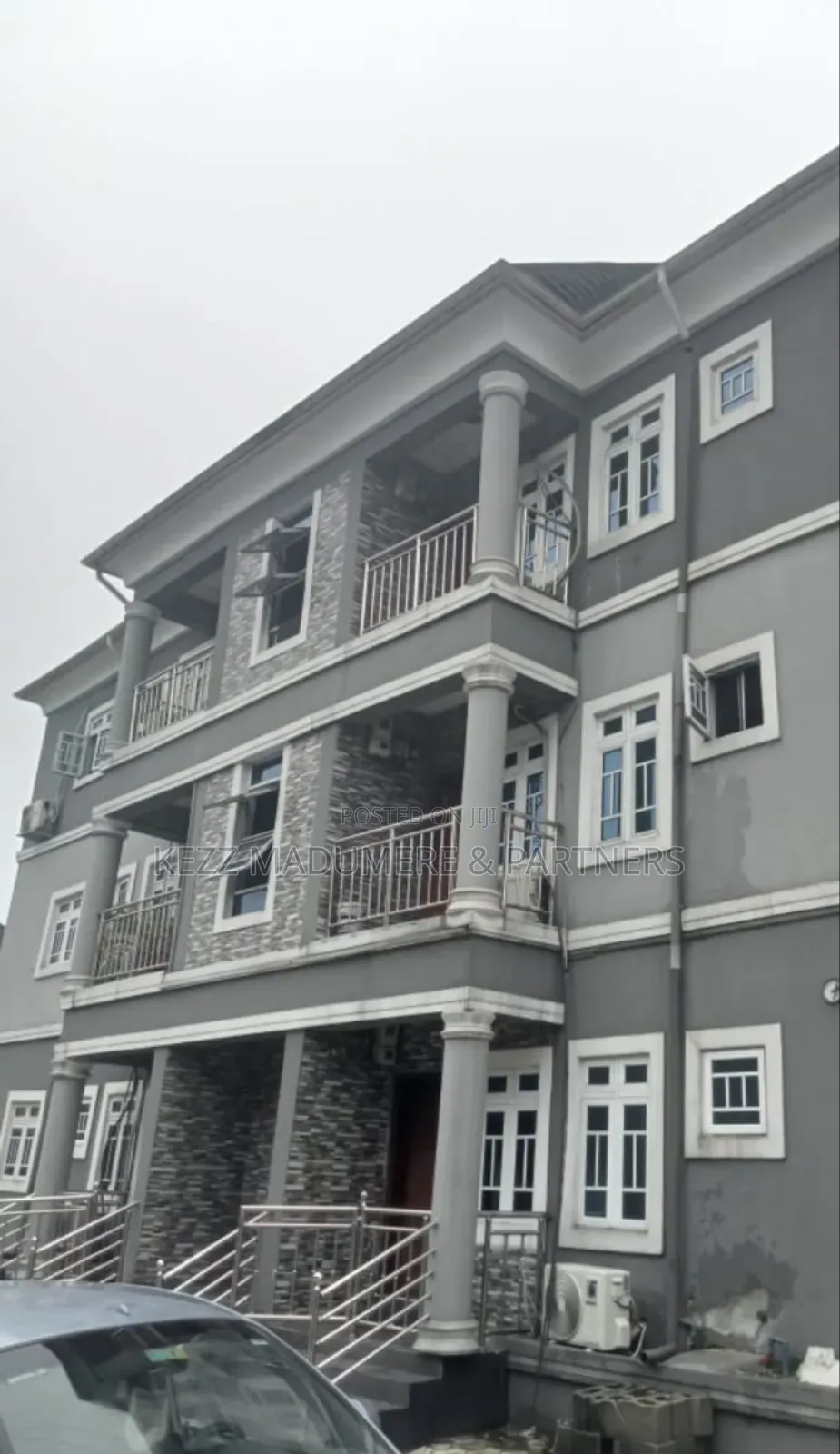20bdrm Duplex in New Gra Phase 4 for sale