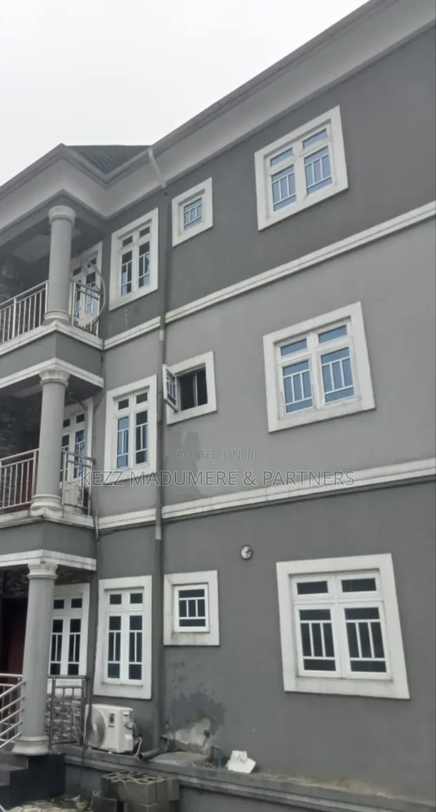 20bdrm Duplex in New Gra Phase 4 for sale