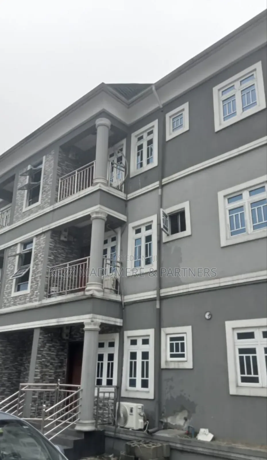 20bdrm Duplex in New Gra Phase 4 for sale