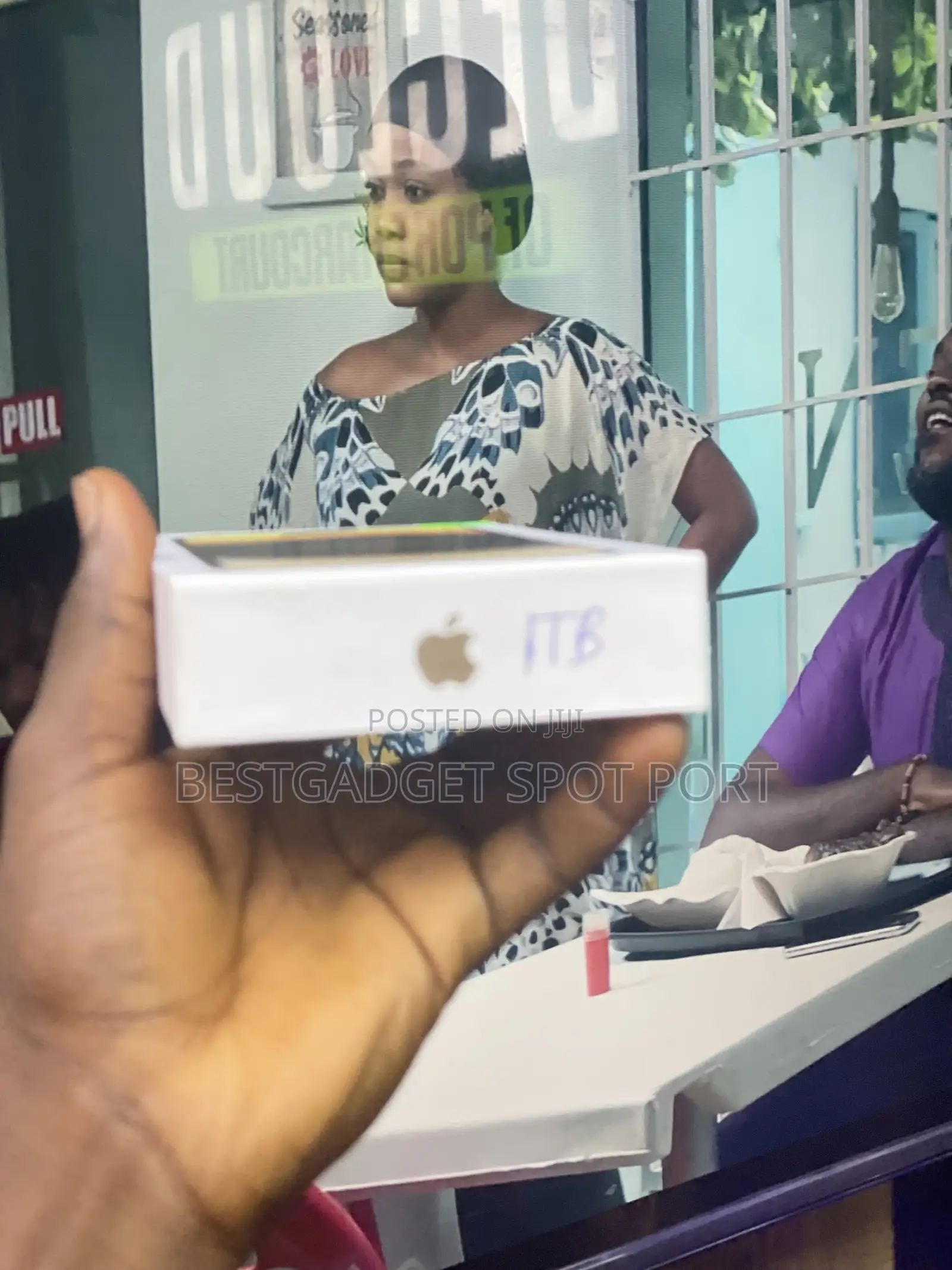 New Apple iPhone 14 Pro Max 1 TB Gold