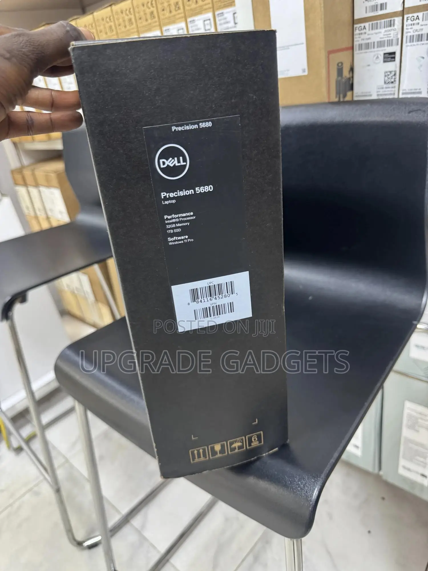 New Laptop Dell Precision 5680 32GB Intel Core I9 SSD 1T